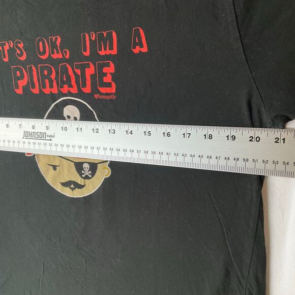 Loungefly Men Short Sleeve Crewneck T-shirt Size M, Black, It’s Ok I’m A Pirate - Picture 3 of 8